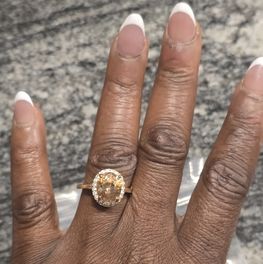 INC INTERNATIONAL SILVER OVAL CHAMPAGNE GEMSTONE COCKTAIL RING SZ 9 WOMEN